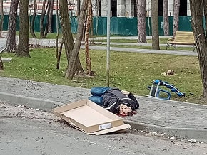Разрушения в городе Ирпень на утро 8 марта 2022 - фото 02