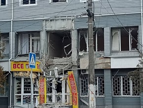 Разрушения в городе Ирпень на утро 8 марта 2022 - фото 04