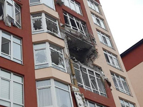 Разрушения в городе Ирпень на утро 8 марта 2022 - фото 07