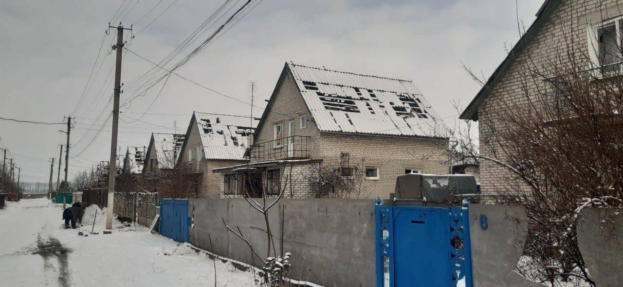 Shelling of a peaceful residential area in Kharkov - foto 02