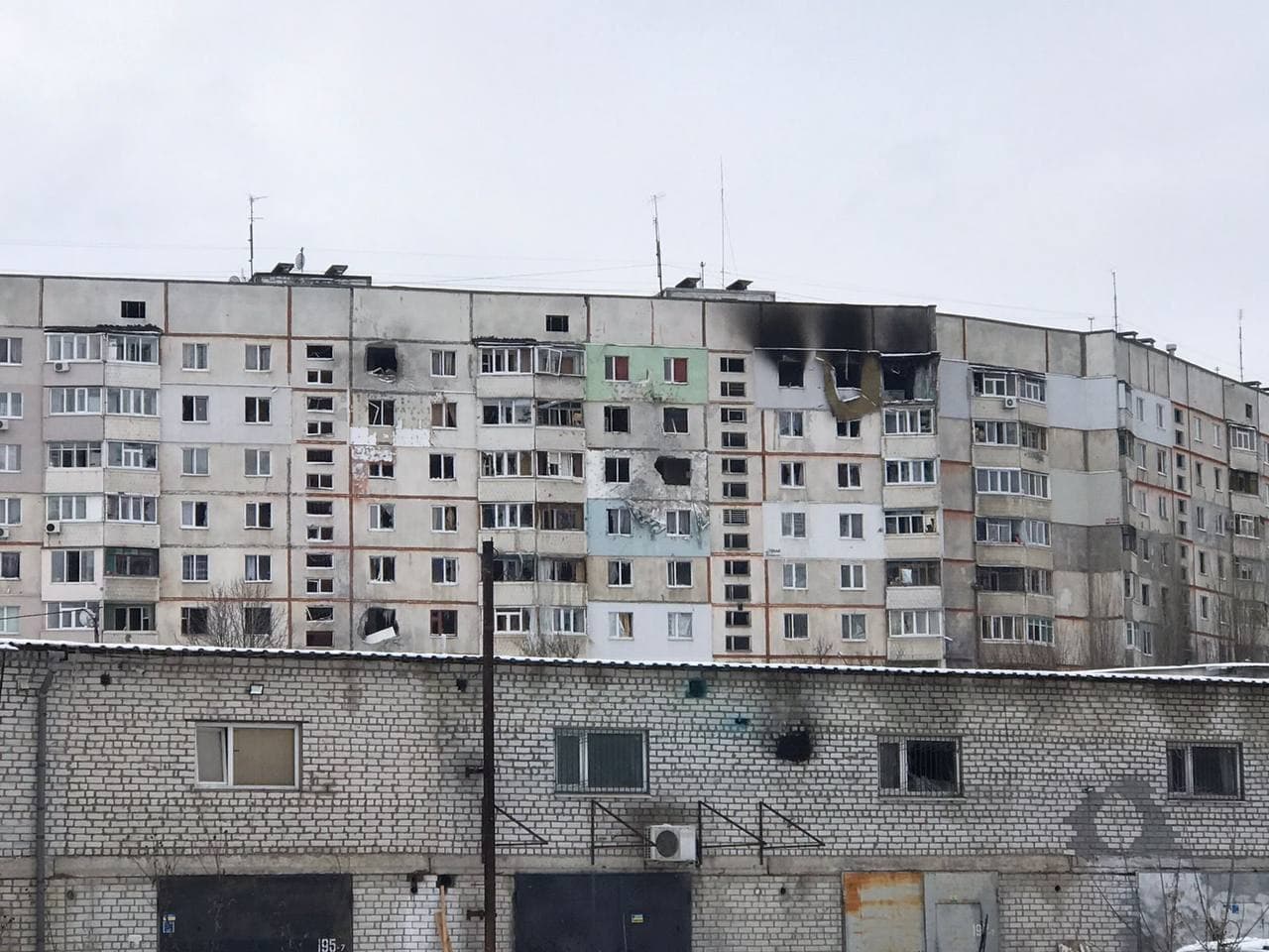 Shelling of a peaceful residential area in Kharkov - foto 09