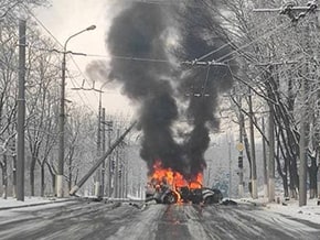 Children's hospital and maternity hospital in Mariupol after today's airstrike - foto 02