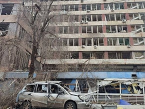 Mariupol after the strikes of Russian invaders - foto 07