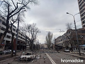 Mariupol after the strikes of Russian invaders - foto 10