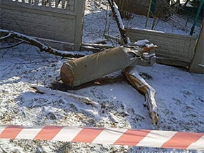 Bombs in a residential area village of Zhytomyr region - фото 01