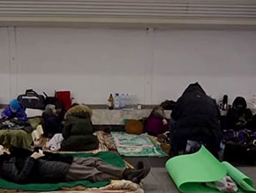 Жители Харькова с первых дней войны живут в метро – фото 04