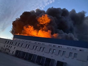 A warehouse of frozen products caught fire – foto 02