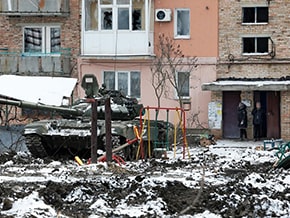Russian invaders in the town of Volnovakha – foto 03
