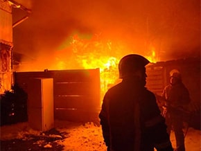 Fire In Kharkiv at night in Kholodnogorsk district – photo 02