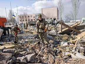 Nikolaev, Solianye microdistrict, the consequences of the morning rocket attack – photo 01