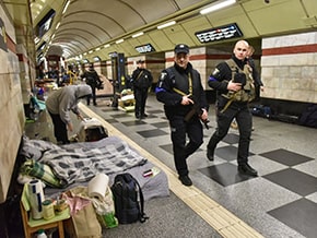 Everyday life of Kiev residents living in the subway – photo 03