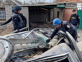 Unexploded shells in the residential area Shirokaya Balka – photo 02