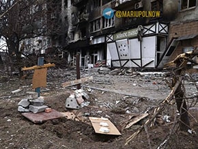 The streets of Mariupol are turning into cemeteries – photo 05